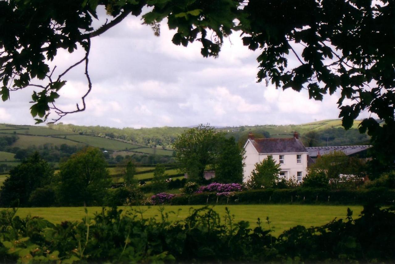 Glascoed Farmhouse Кармартън Екстериор снимка